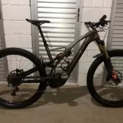 Comp Carbon 2020 L